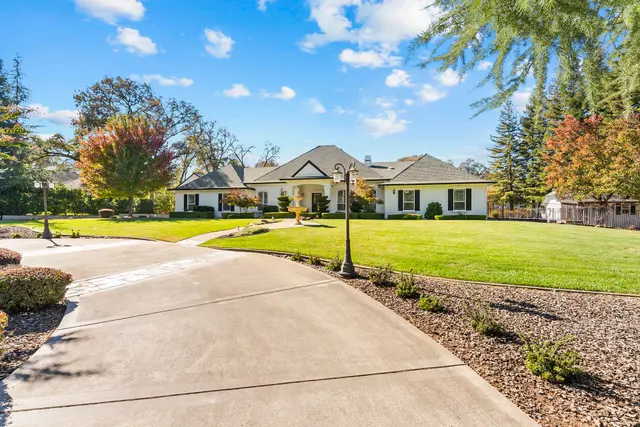 3624 Meder Ct: Arrival & Curb Appeal