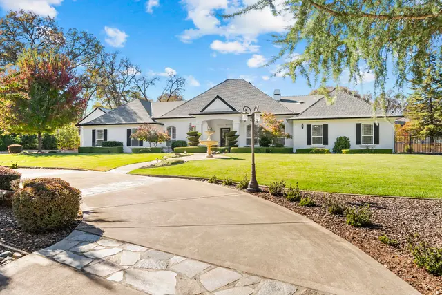 3624 Meder Ct: Arrival & Curb Appeal