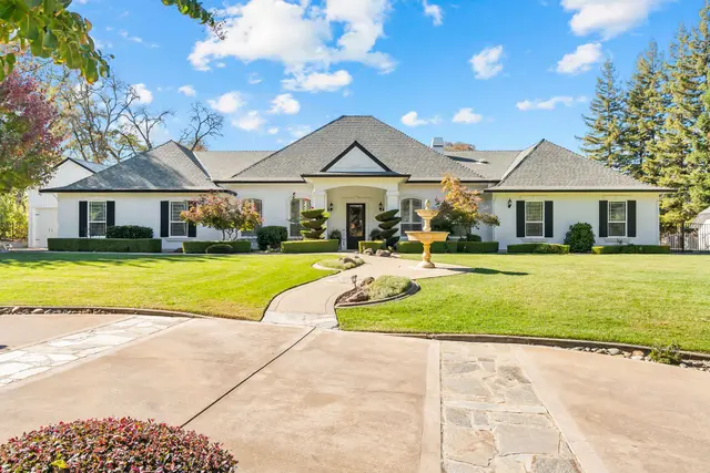 3624 Meder Ct: Arrival & Curb Appeal