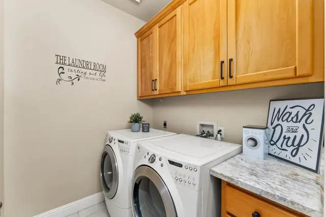 3624 Meder Ct: Bedrooms, Office & Baths