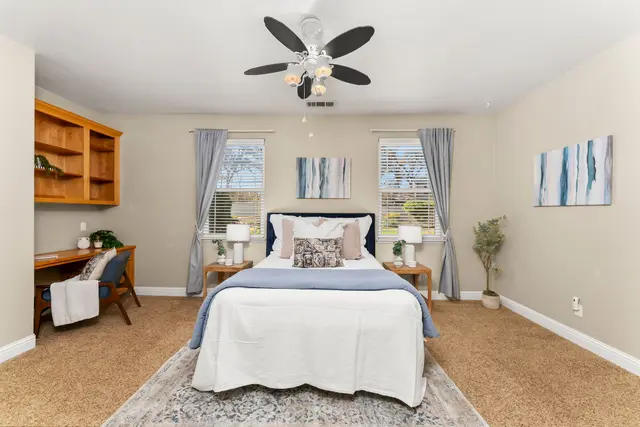 Secondary bedroom