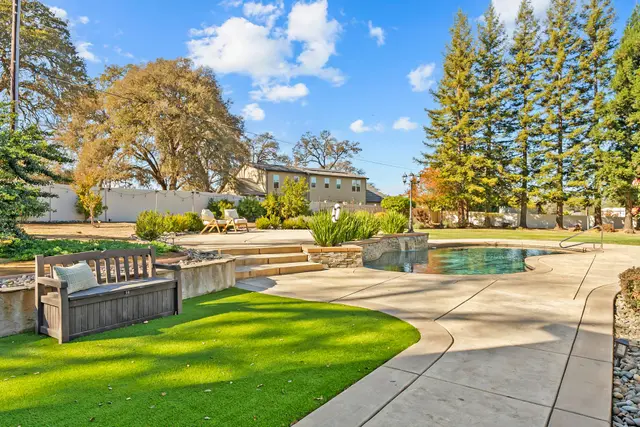 3624 Meder Ct: Covered Patio & Pool