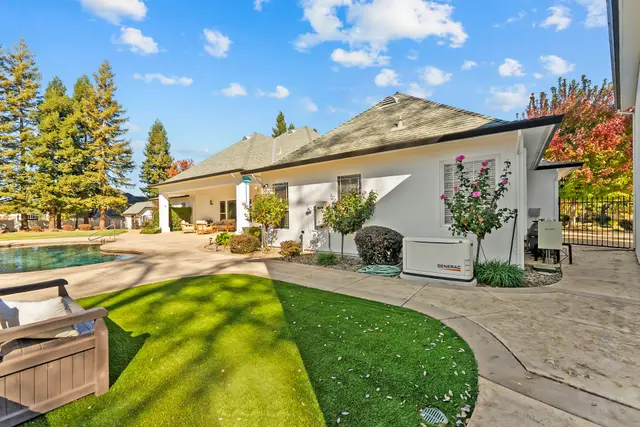 3624 Meder Ct: Covered Patio & Pool