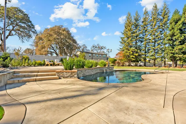 3624 Meder Ct: Covered Patio & Pool