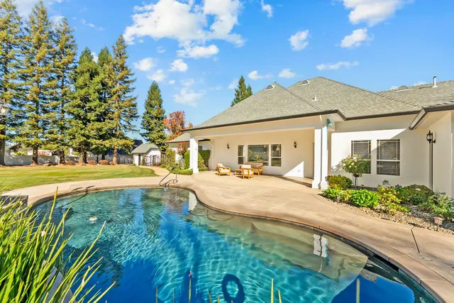 3624 Meder Ct: Covered Patio & Pool