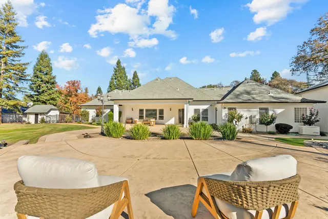 3624 Meder Ct: Covered Patio & Pool