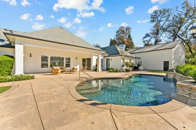 3624 Meder Ct: Covered Patio & Pool