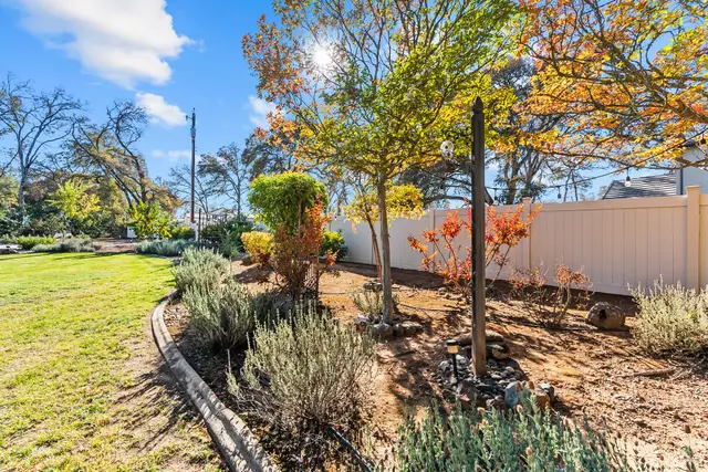 3624 Meder Ct: Grounds, Garden & Coop