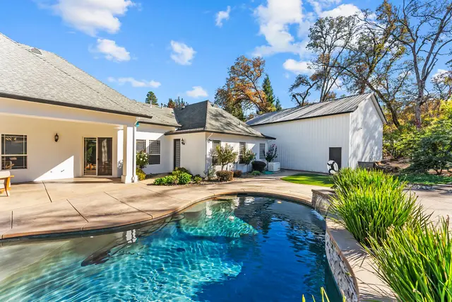 3624 Meder Ct: Covered Patio & Pool